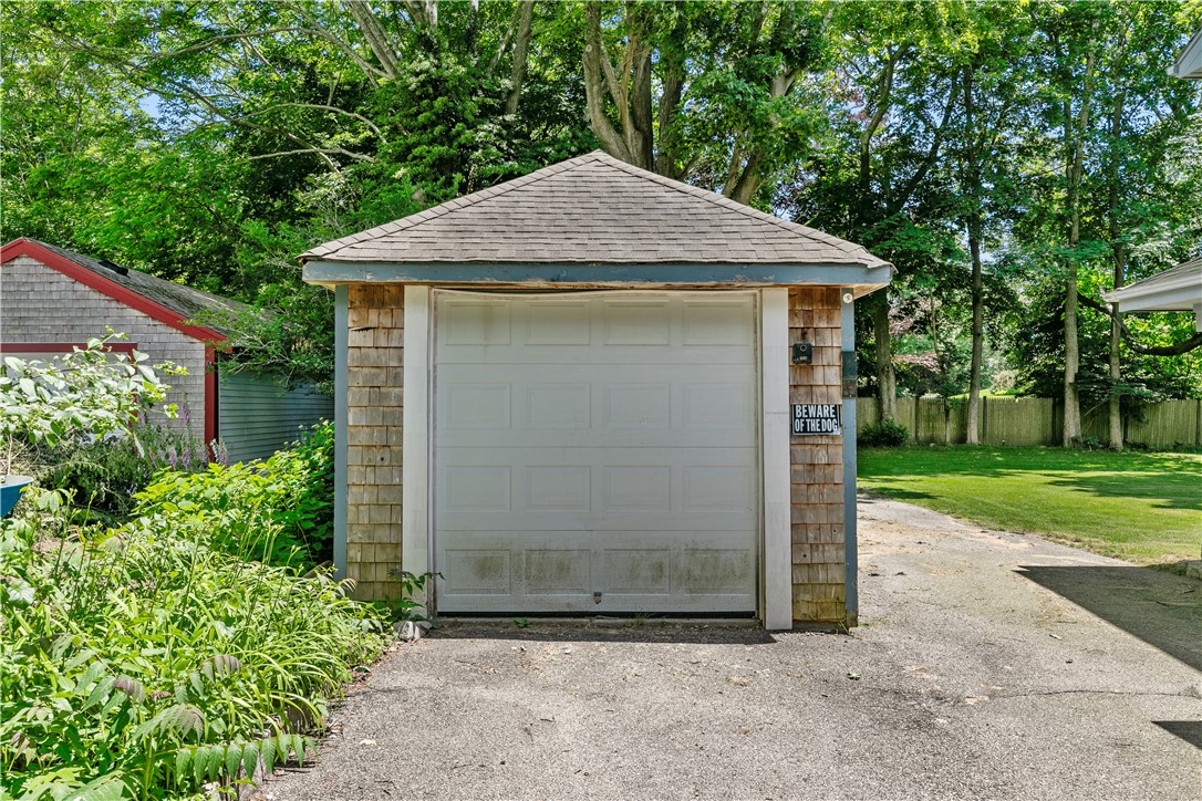 29 Willard Avenue