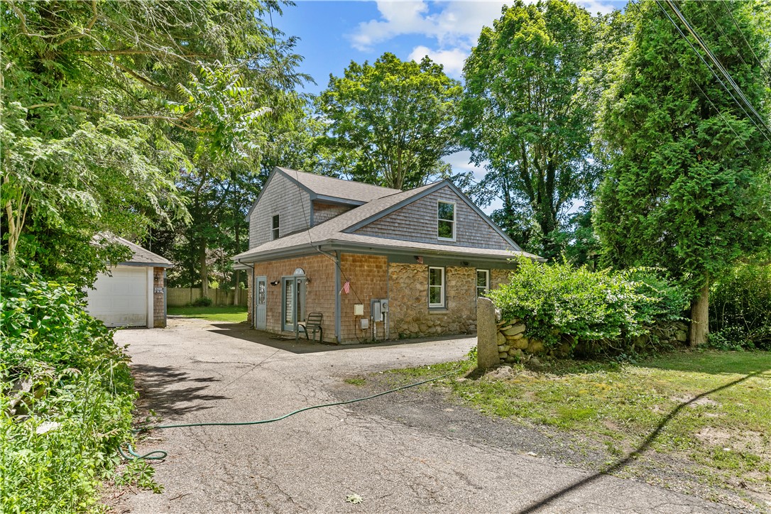 29 Willard Avenue