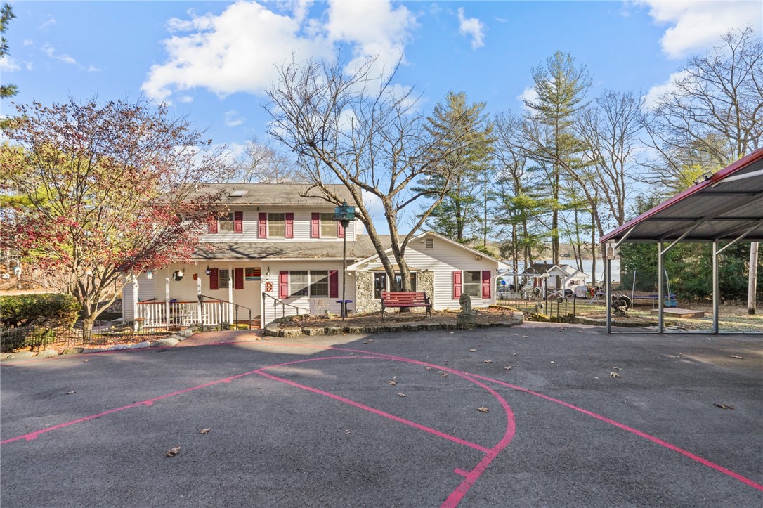 52 Coolridge Avenue