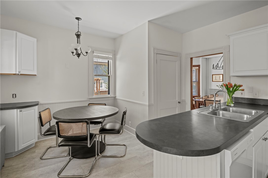 14 Greenough Place B