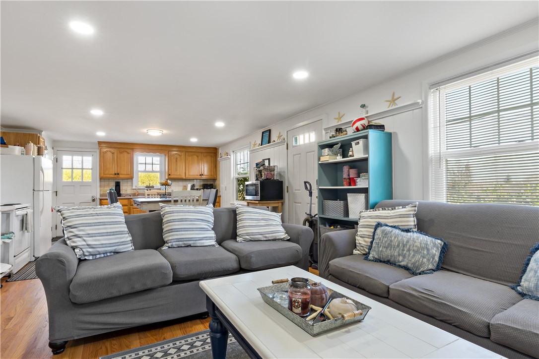 25 Green Meadow Drive