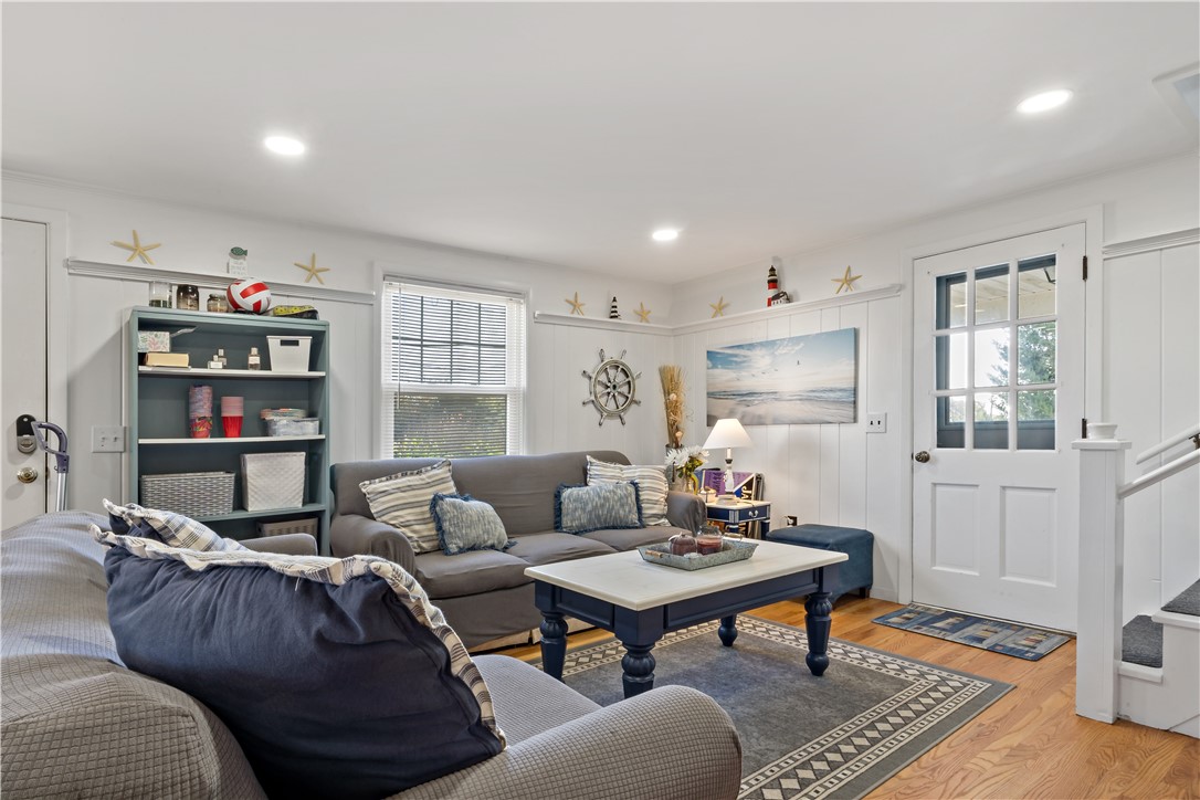 25 Green Meadow Drive