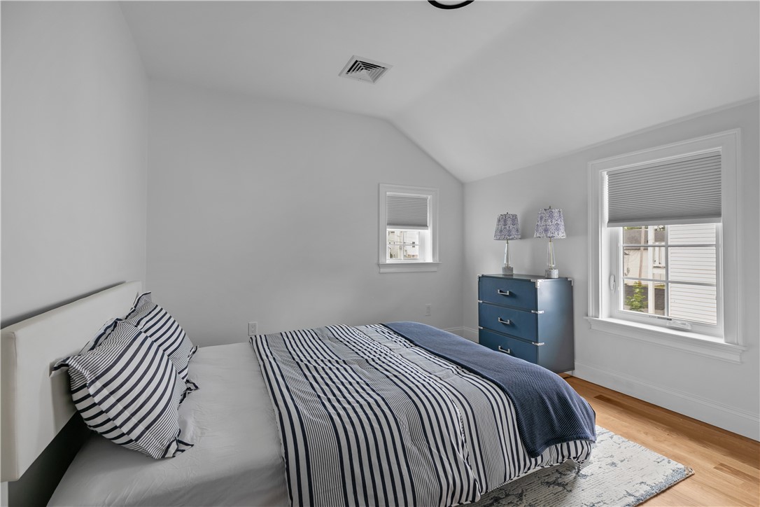 34 East Bowery Street