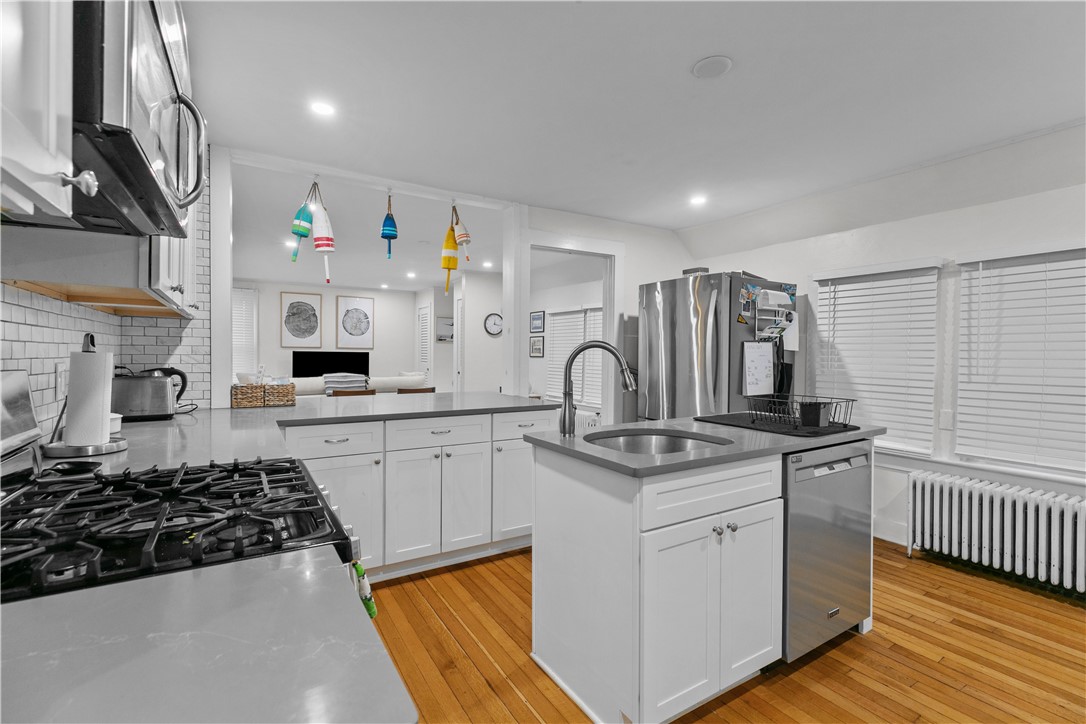 41 Freeborn Street 2