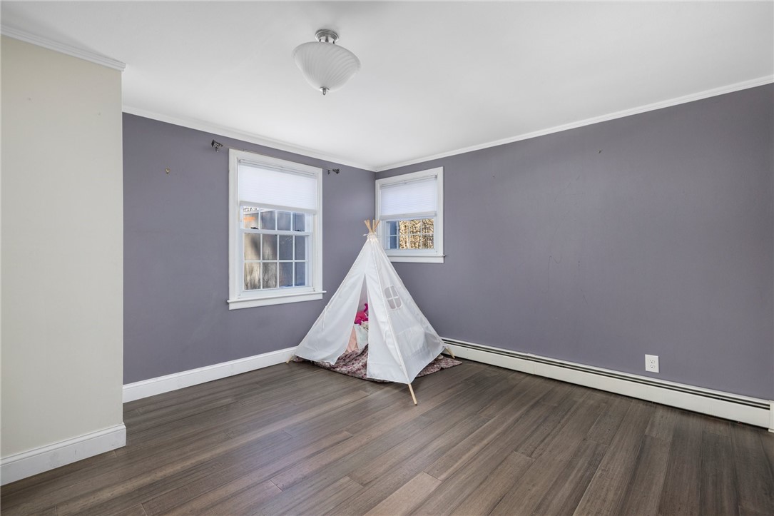 127 LITTLE REST Road