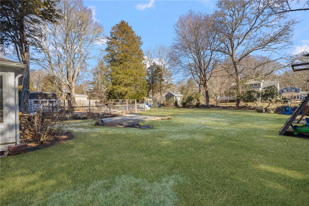 127 LITTLE REST Road