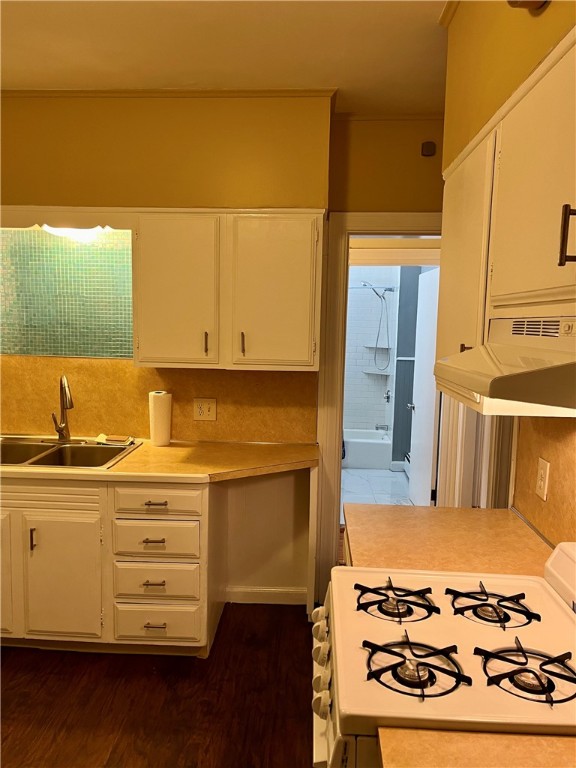 121 Rutherglen Avenue