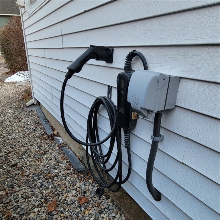 25 Independence Lane