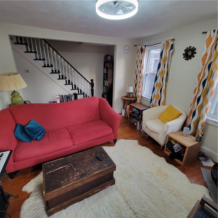 25 Independence Lane