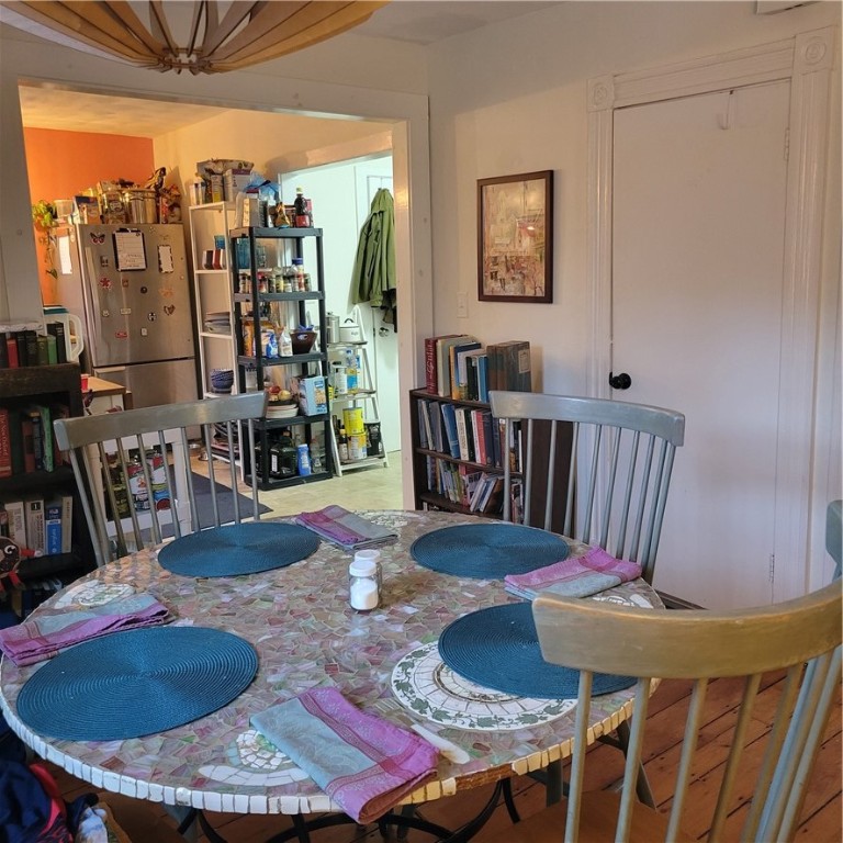 25 Independence Lane