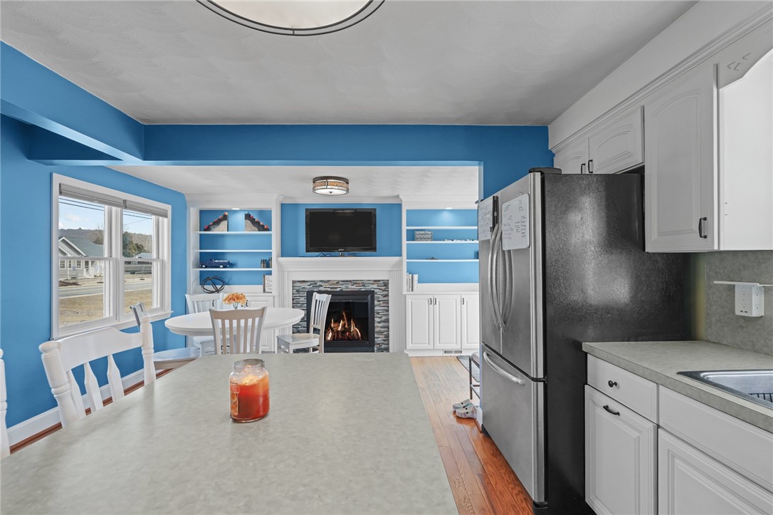 190 Pleasant View Avenue