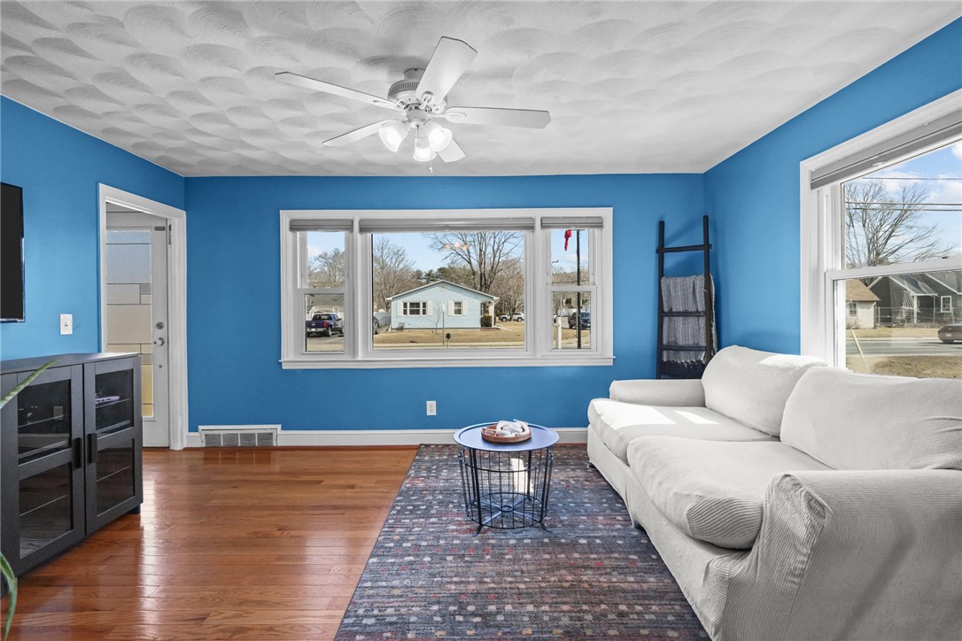 190 Pleasant View Avenue