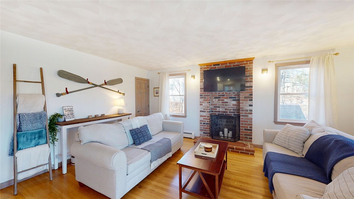 111 Lake Washington Drive
