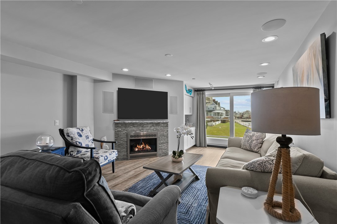 31 Coddington Wharf 13