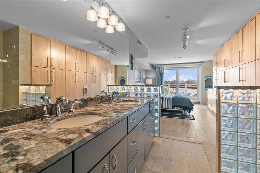 31 Coddington Wharf 13