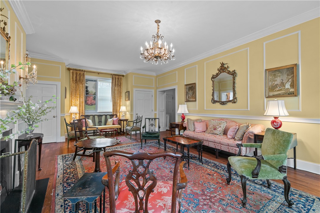 519 Bellevue Avenue 1W