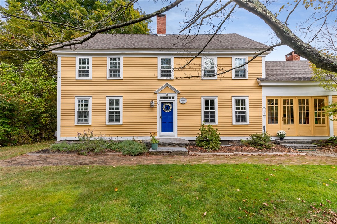 16 Center Road