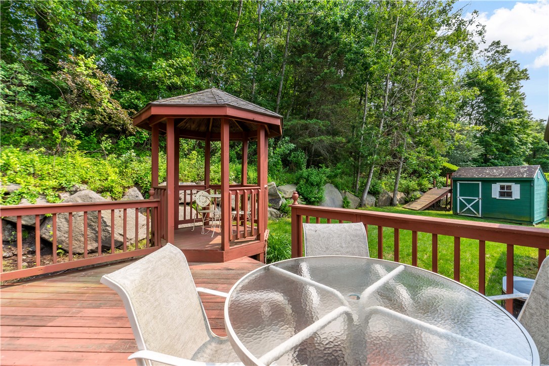 17 Carolyn Drive