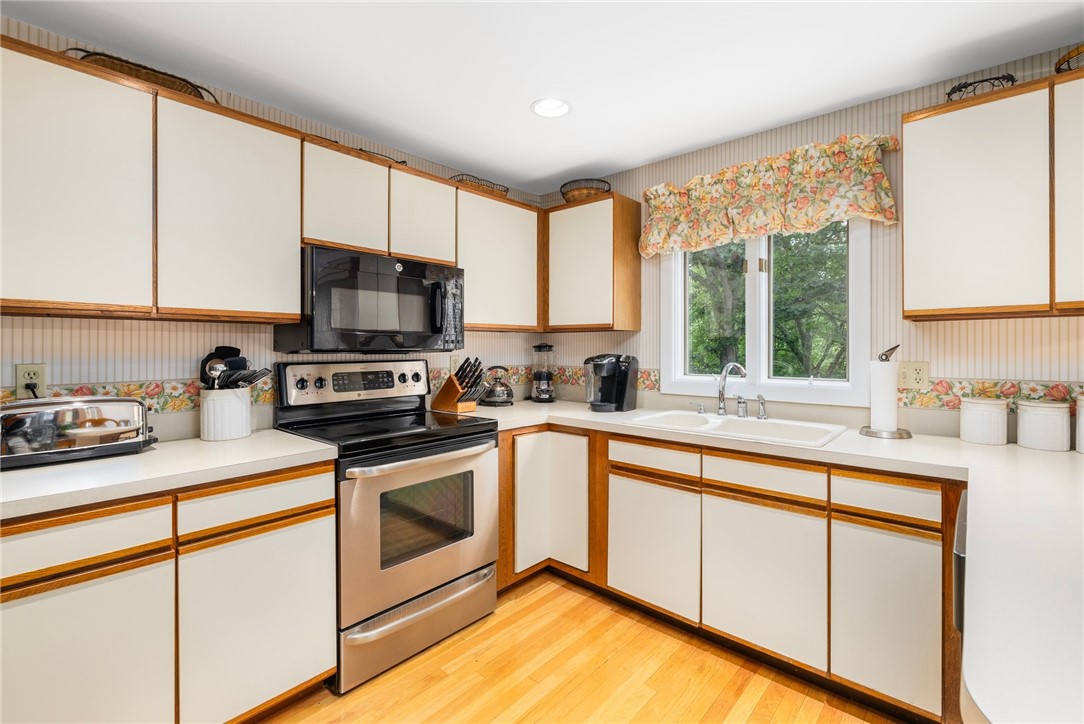 320 Westmoreland Street D2