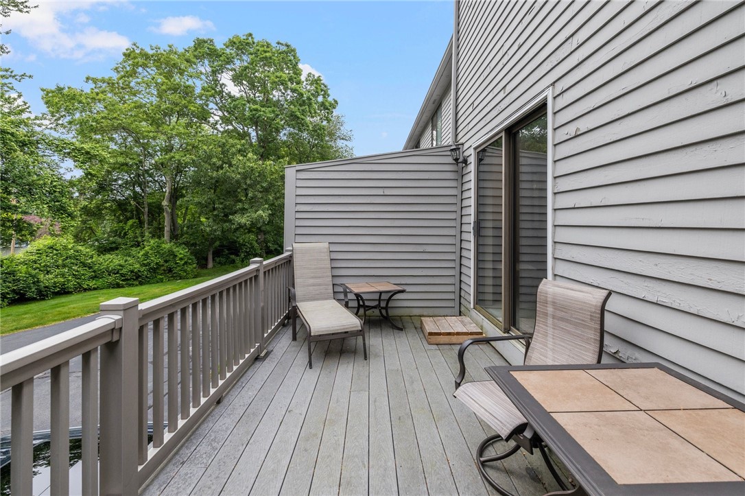 320 Westmoreland Street D2