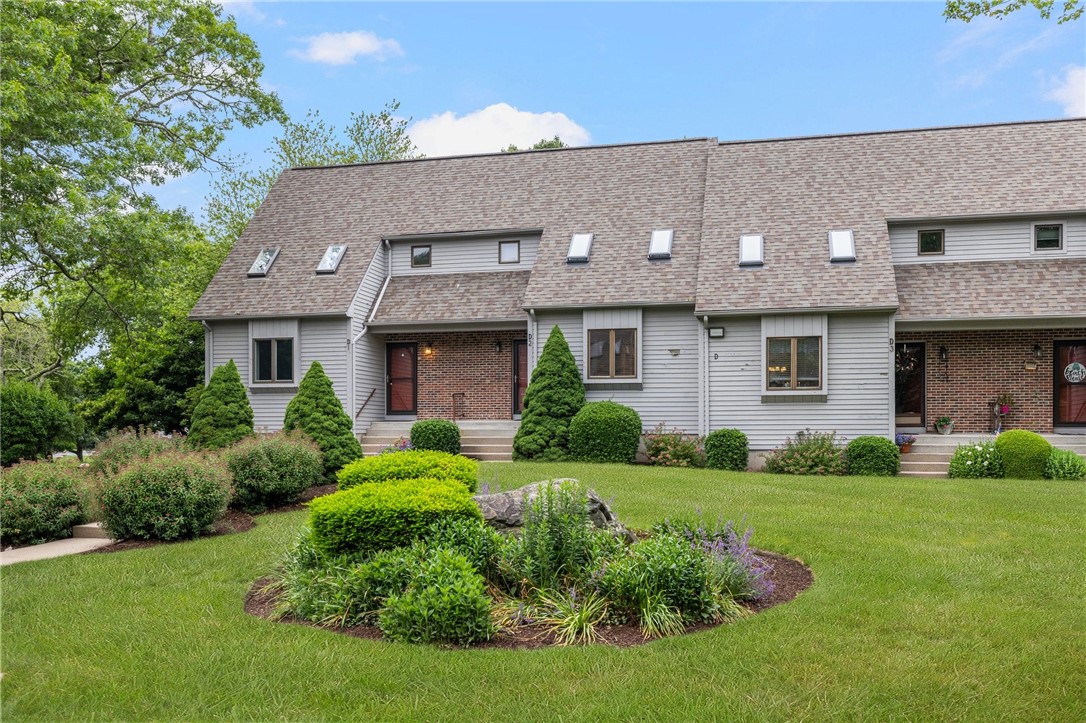 320 Westmoreland Street D2