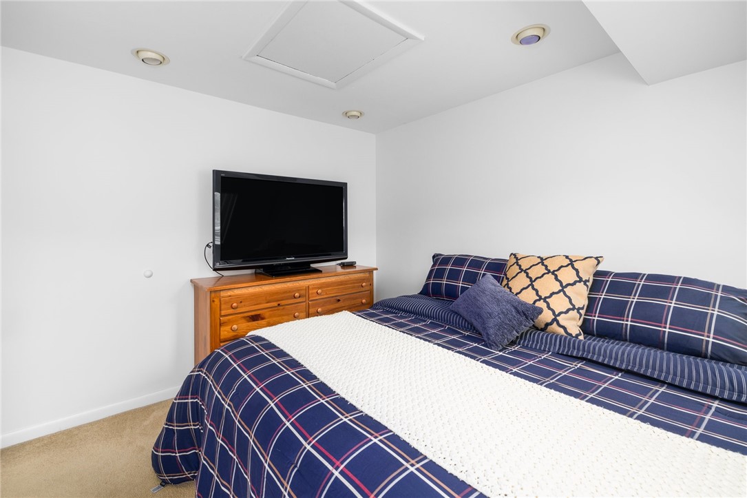 320 Westmoreland Street D2