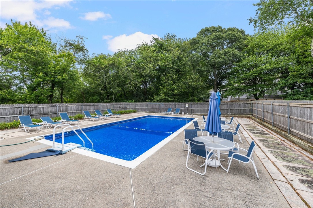 320 Westmoreland Street D2