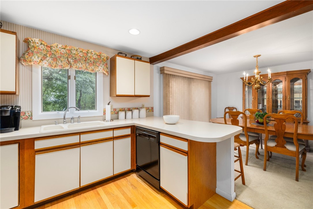 320 Westmoreland Street D2