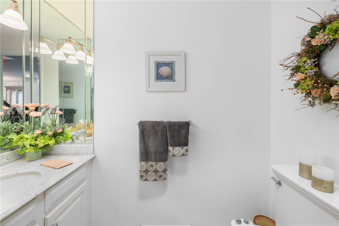 320 Westmoreland Street D2