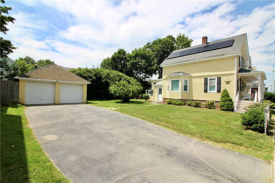 16 Congdon Avenue