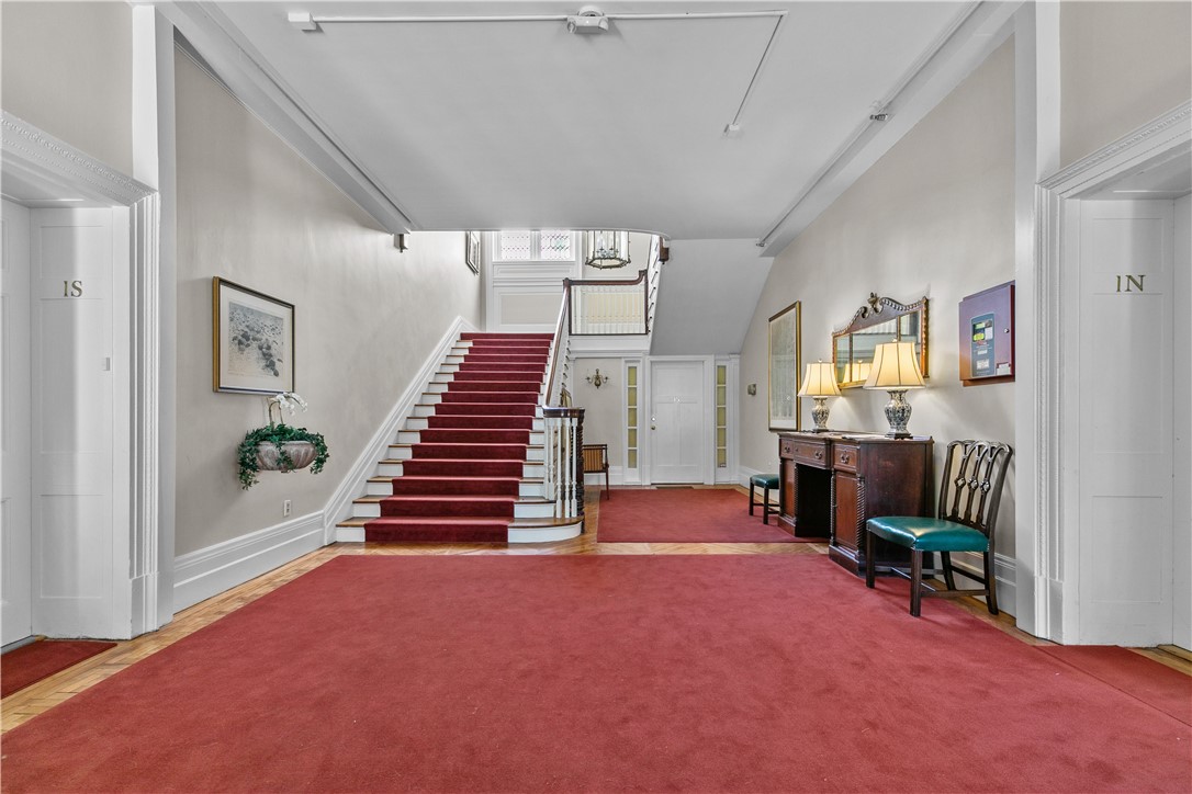 519 Bellevue Avenue 2N