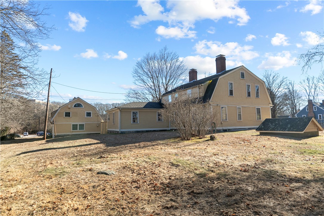 237 Commonwealth Avenue