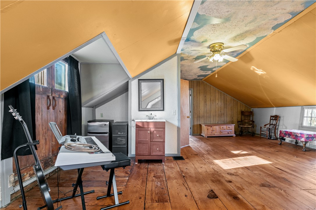 237 Commonwealth Avenue