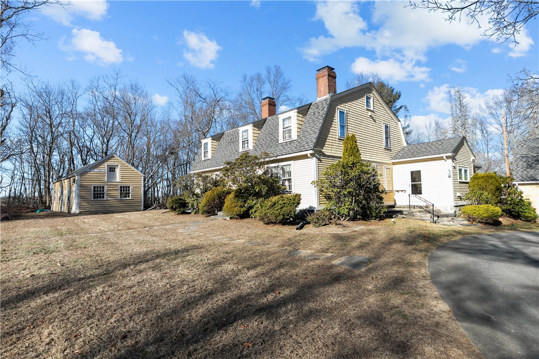 237 Commonwealth Avenue