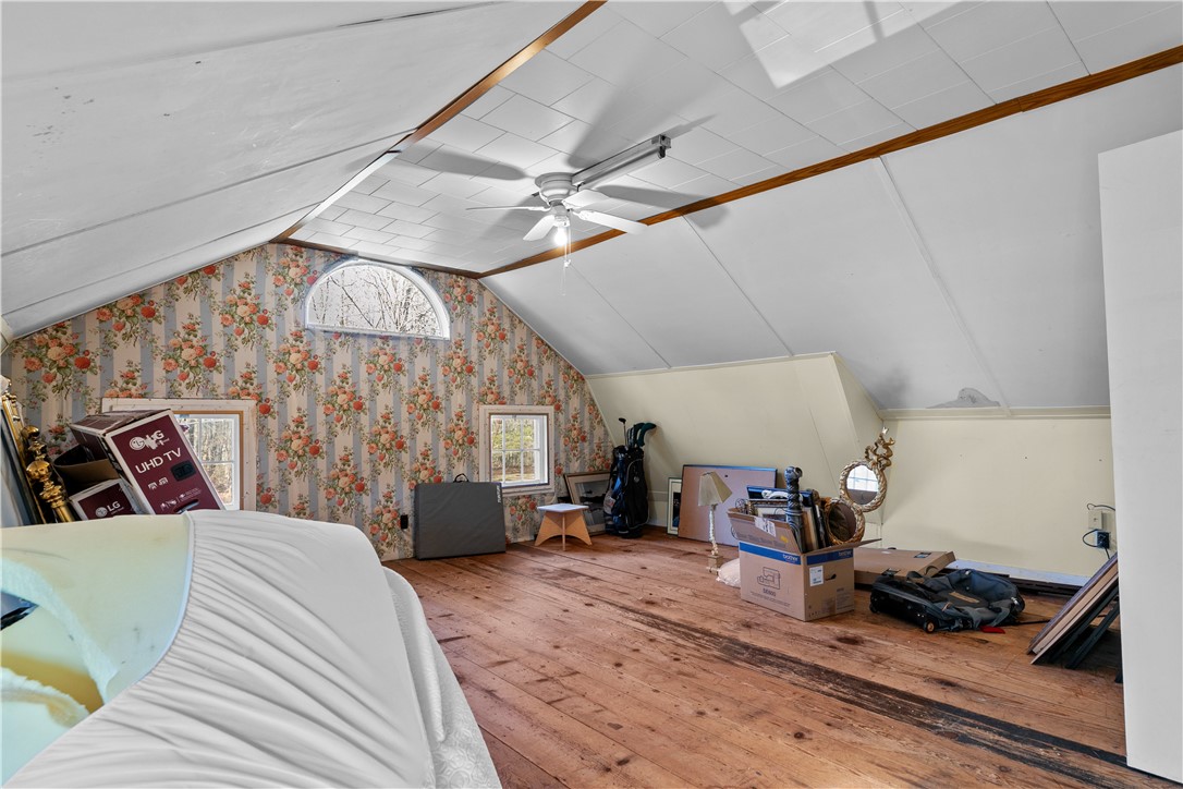 237 Commonwealth Avenue