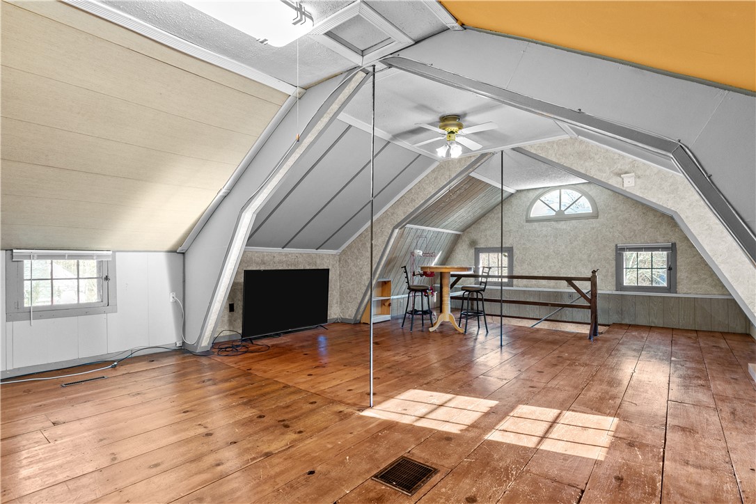 237 Commonwealth Avenue