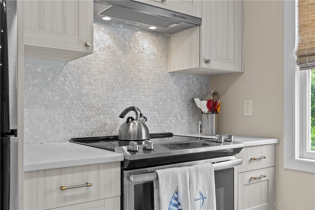 364 Bellevue Avenue D7