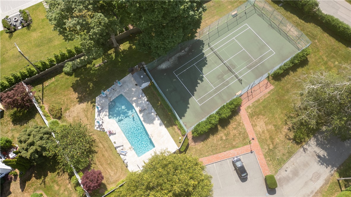 364 Bellevue Avenue D7