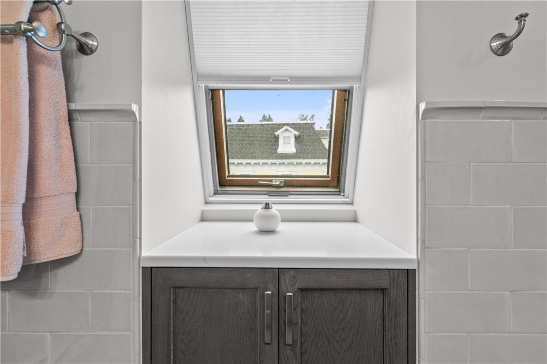 364 Bellevue Avenue D7