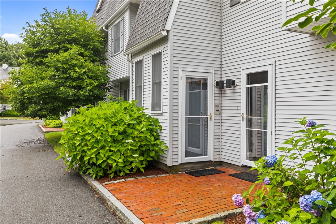 364 Bellevue Avenue D7