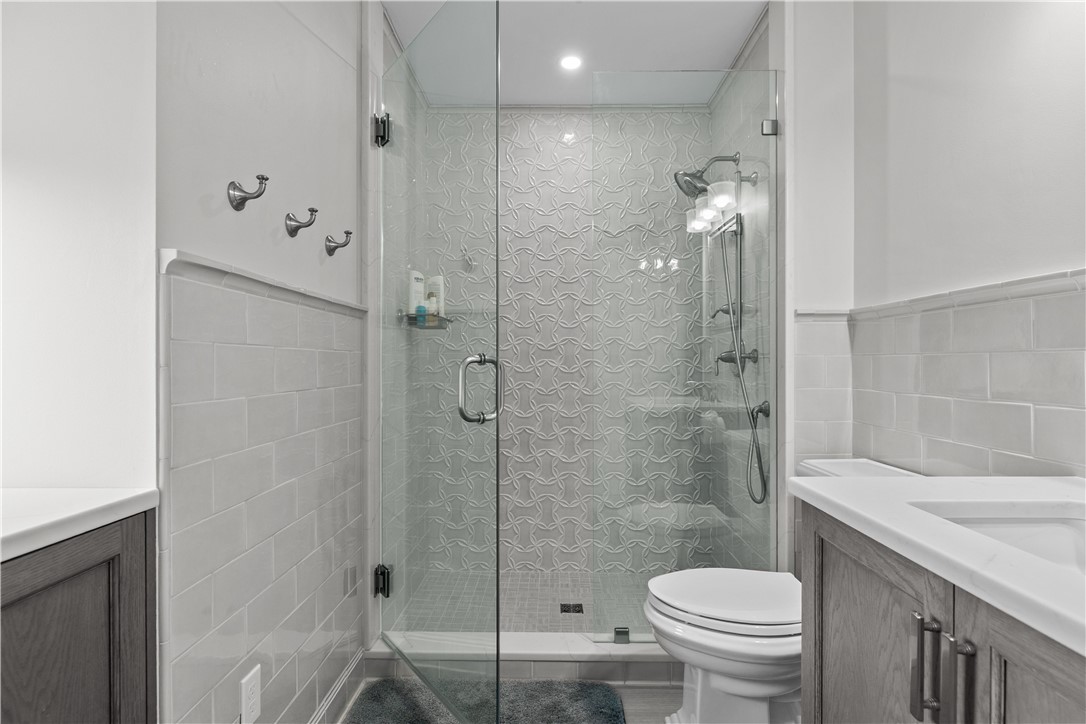 364 Bellevue Avenue D7