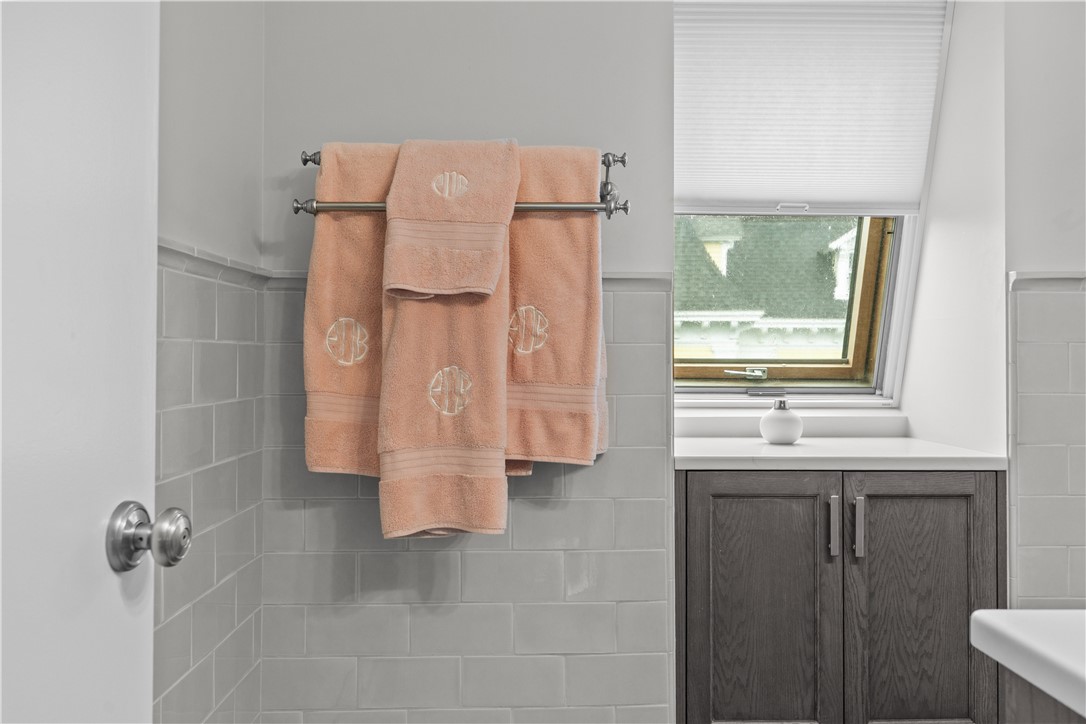 364 Bellevue Avenue D7