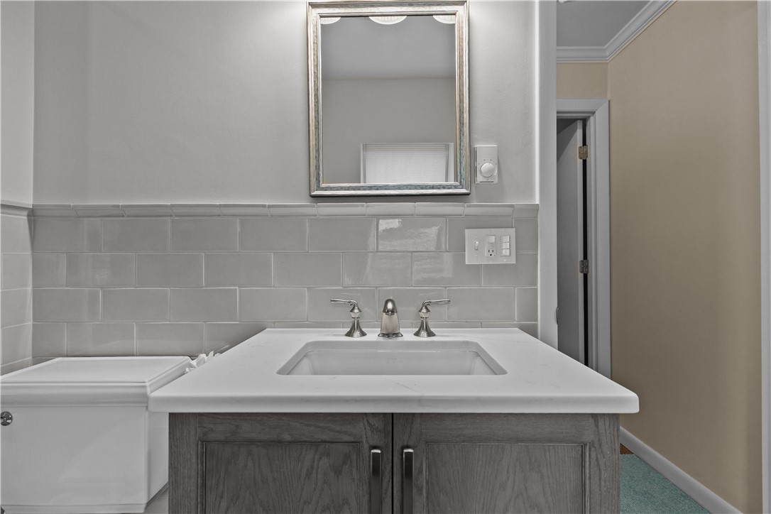 364 Bellevue Avenue D7