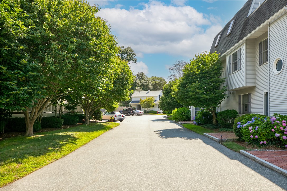 364 Bellevue Avenue D7