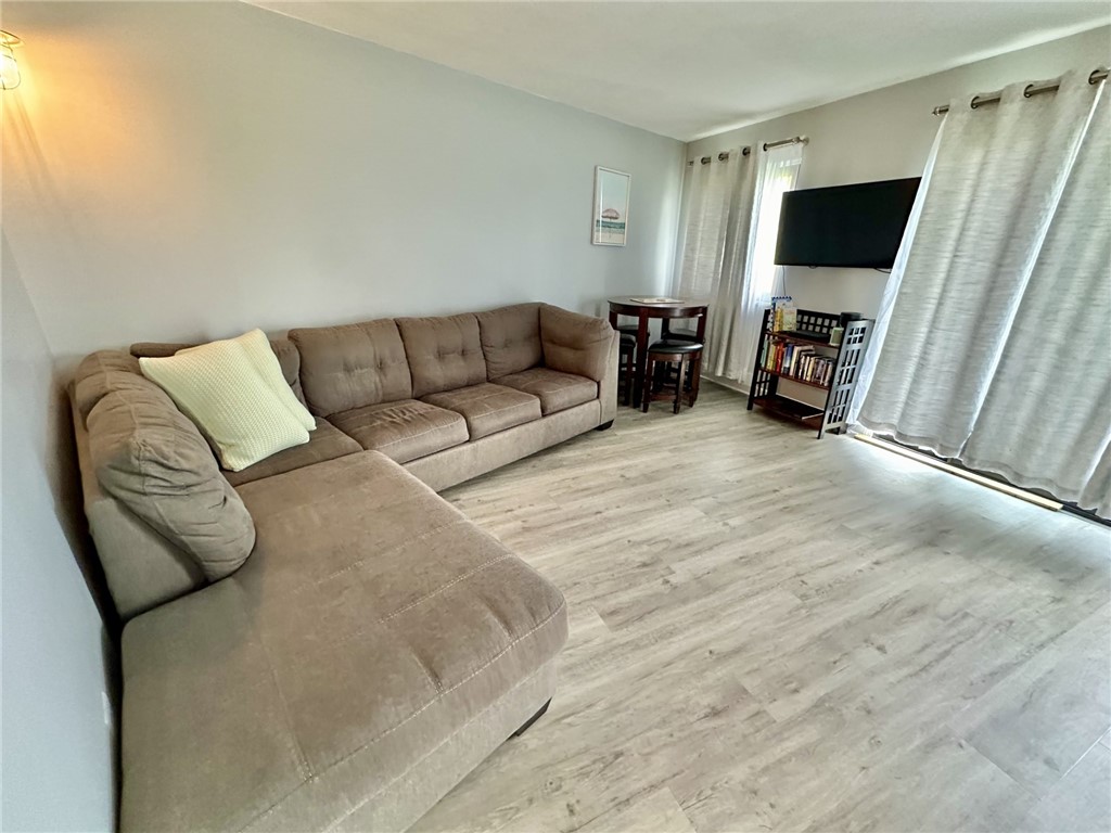 3 Capella Street S