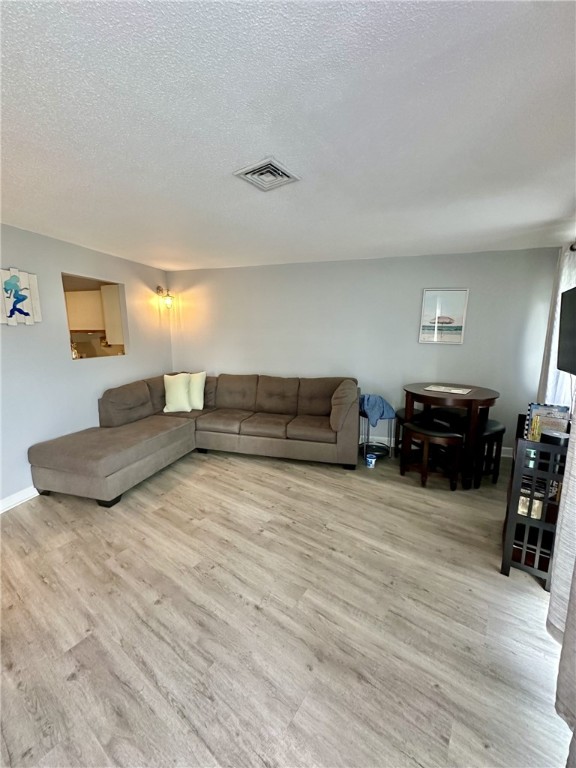 3 Capella Street S
