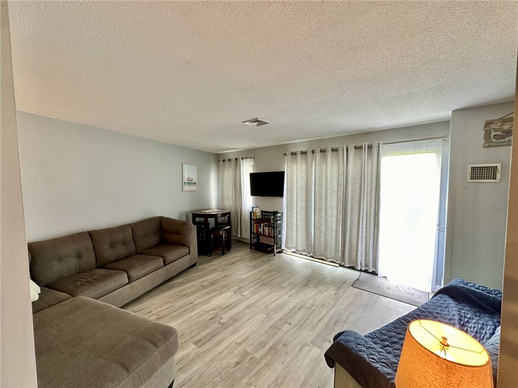 3 Capella Street S