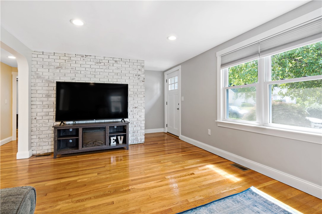 45 Notre Dame Avenue