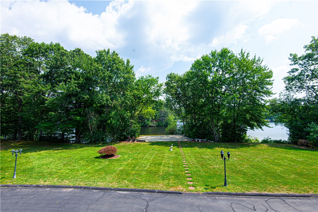 97 Farnum Pike 7