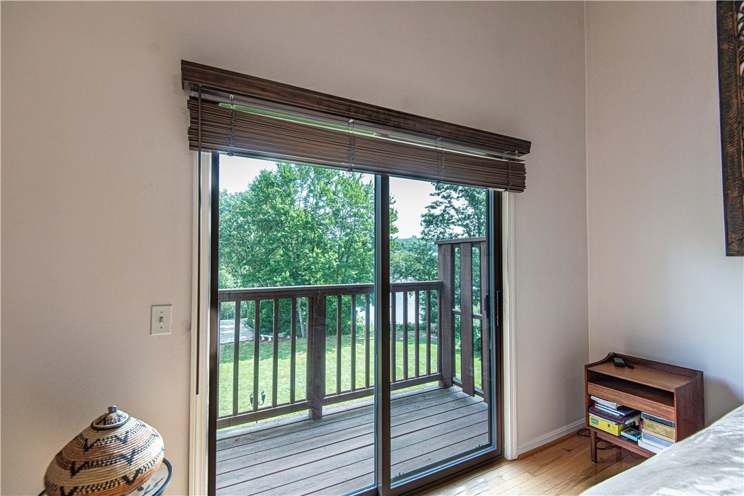 97 Farnum Pike 7